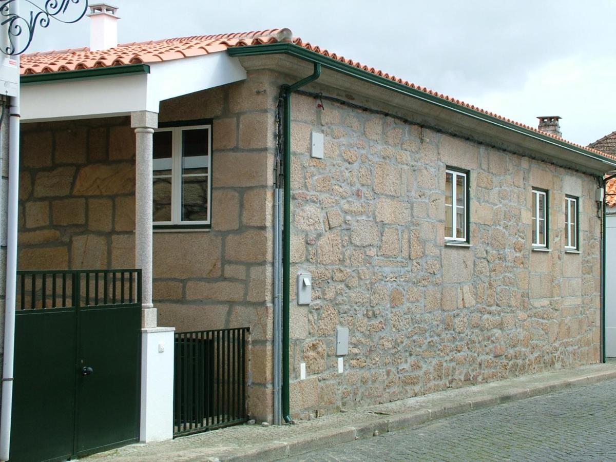 Casa D Toninha - Casas De Campo - Turismo Espaco Rural - Al Sernancelhe Dış mekan fotoğraf